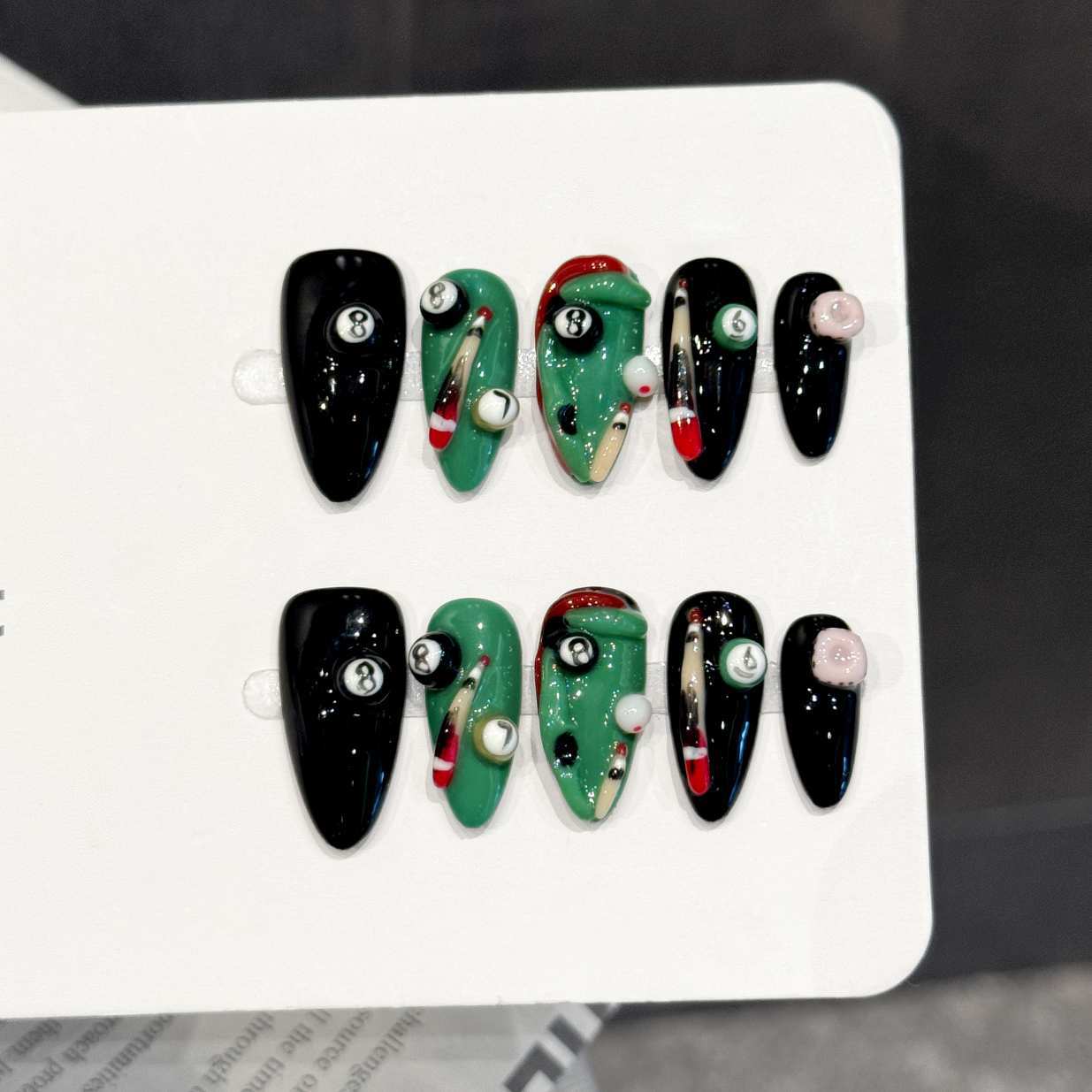 Table Tennis Form - 10 faux ongles personnalisés style streetwear