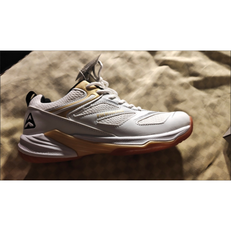 Chaussures de badminton antidé - Table Tennis Form avis et prix